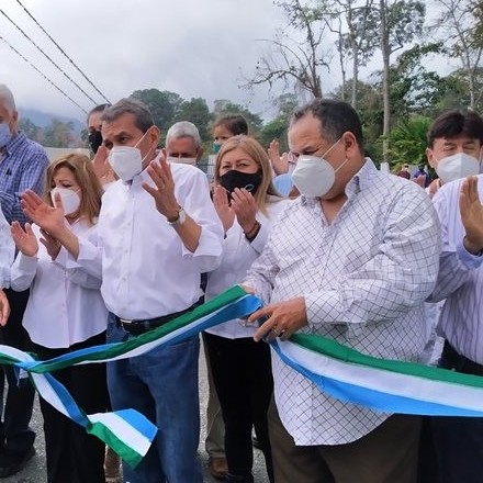 Diario Frontera, Frontera Digital,  LA AZULITA, GOBIERNO DE MÉRIDA, Panamericana, ,Gobernador Ramón Guevara inauguró el arco de entrada a La Azulita