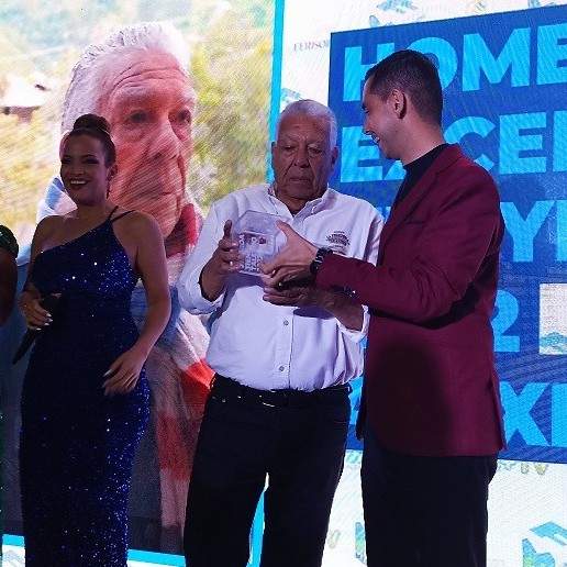 Diario Frontera, Frontera Digital,  MÉRIDA TIENE TALENTO, Regionales, ,Alcalde Jesús Araque premió 52 categorías en la gala “Mérida Tiene Talento”
