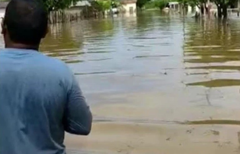 Diario Frontera, Frontera Digital,  SUR DEL LAGO, INUNDACIONES, Panamericana, ,Zulia | Alcalde decreta el municipio Sucre en emergencia por las lluvias