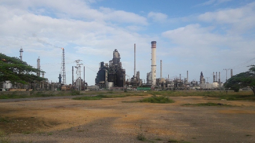 http://www.fronteradigital.com.ve/Una nueva falla eléctrica dejó paralizada la mayor refinería del país