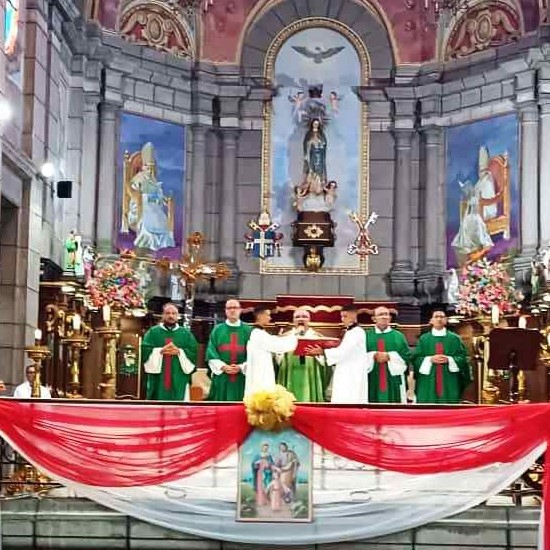Diario Frontera, Frontera Digital,  DÍA DEL ABRAZO EN FAMILIA, Regionales, ,La Arquidiócesis de Mérida celebró con solemnidad “El Abrazo en Familia”