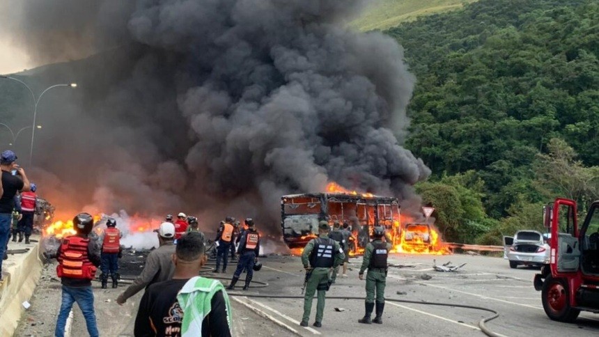 Diario Frontera, Frontera Digital,  Gran Mariscal de Ayacucho, Caracas, Guarenas, 15 fallecidos, Nacionales, ,Tragedia en la autopista: Revelan detalles claves del accidente que dejó 15 muertos este 13Dic en la GMA