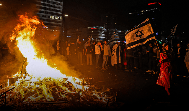 Diario Frontera, Frontera Digital,  ISRAEL, CRISIS ISRAEL, Internacionales, ,Israel en crisis: inician protestas por cese de ministro 
que se opuso a reforma judicial de Netanyahu