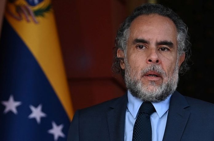 Diario Frontera, Frontera Digital,  BENEDETTI, COLOMBIA, Internacionales, ,«Tengo evidencia de amenazas de personas muy poderosas»: 
Armando Benedetti pide protección a la Fiscalía y sale de Colombia