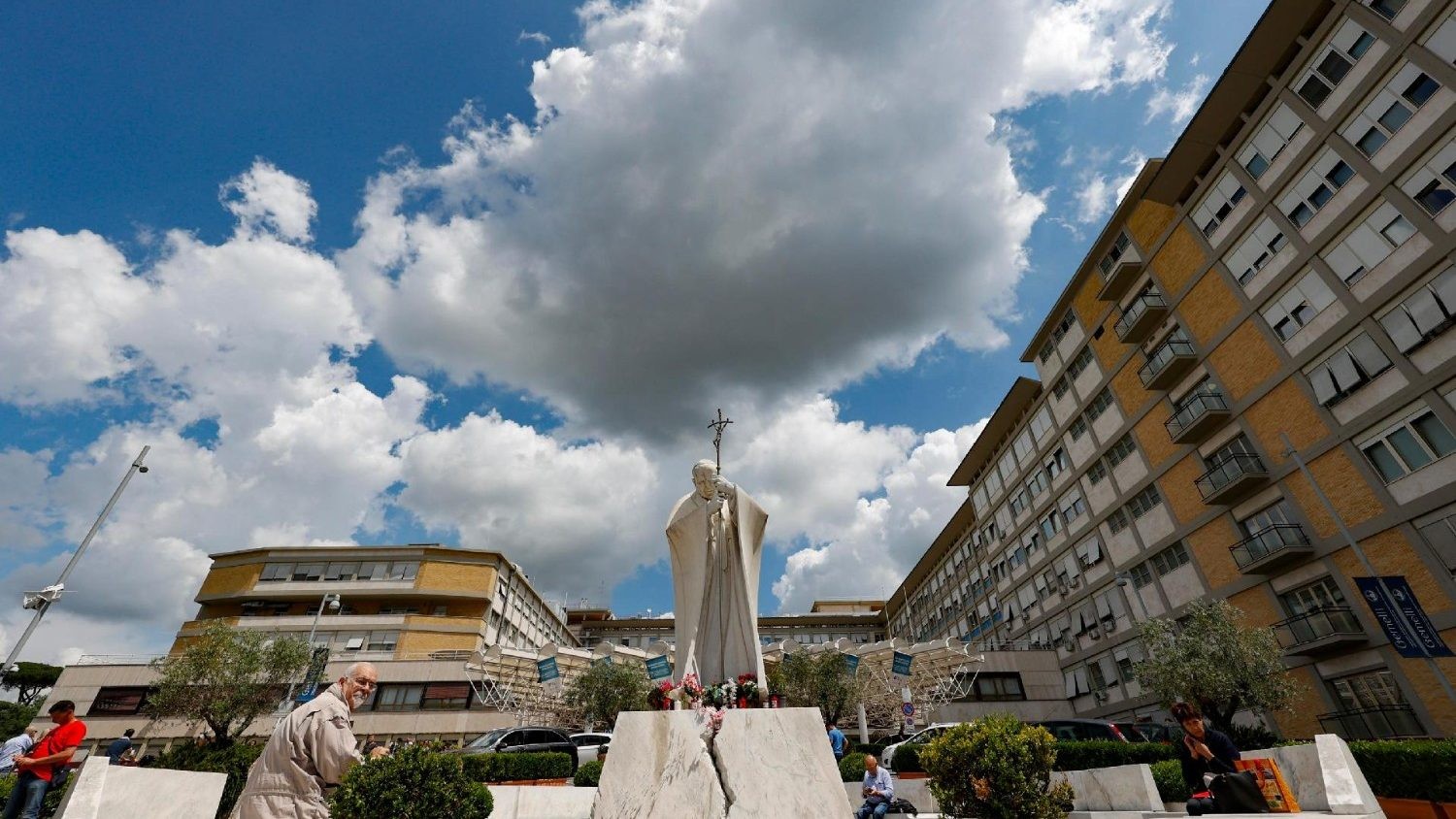 Diario Frontera, Frontera Digital,  HOSPITAL GEMELLI, Internacionales, ,El Papa Francisco operado en el hospital Gemelli sin complicaciones