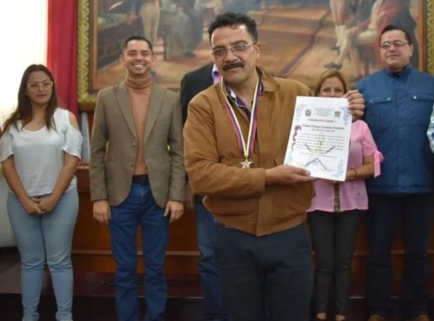 Diario Frontera, Frontera Digital,  ALCALDE JESÚS ARAQUE, ALCALDÍA DE MÉRIDA, Regionales, ,Alcalde Jesús Araque y Cámara Municipal rindieron 
homenaje al Escultor Jesús Manuel Suescún