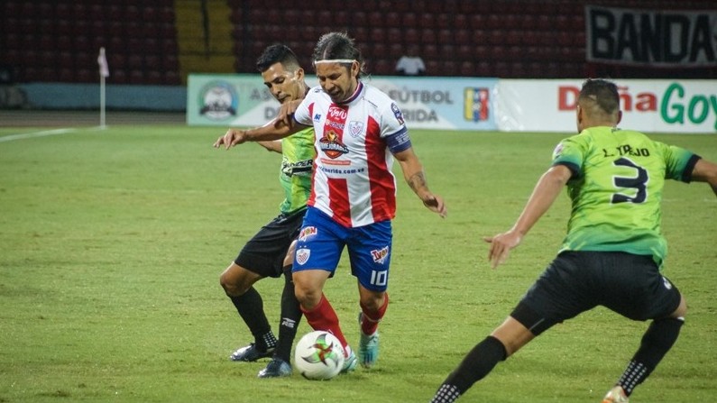 http://www.fronteradigital.com.ve/Estudiantes de Mérida rescató un empate en la jornada 28 de la Liga FUTVE