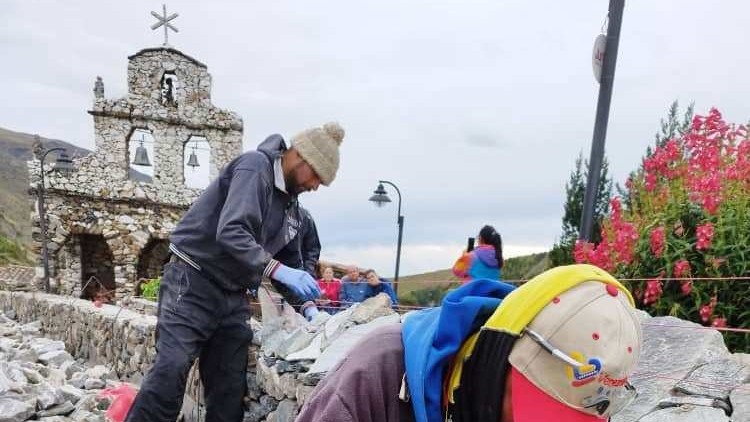 http://www.fronteradigital.com.ve/Gobierno bolivariano avanza en rehabilitación de obras históricas en Mérida