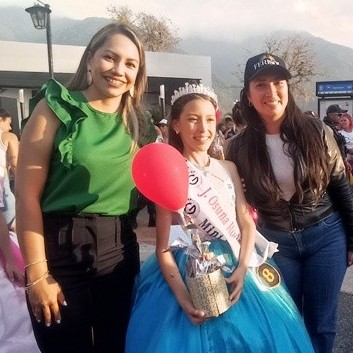 Frontera Digital,  Entretenimiento, Regionales,  Alcalde Jesús Araque realizó la Elección y Coronación de la Mini Reina del Sol 2024