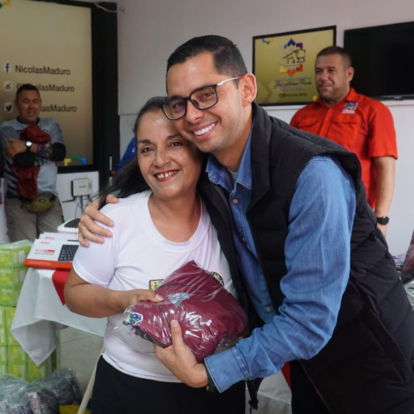 Diario Frontera, Frontera Digital,  Regionales, ,Alcalde Jesús Araque entregó nueva dotación de uniformes al personal del Terminal de Pasajeros “José Antonio Paredes”
