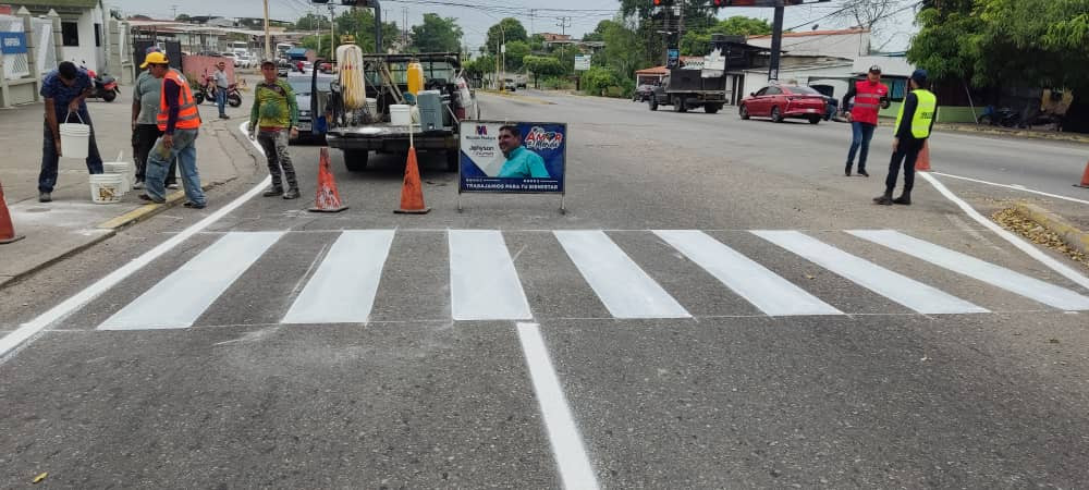 Diario Frontera, Frontera Digital,  El Vigía Panamericana, ,Gobierno de Jehyson Guzmán y Preciosa Merideña demarcan avenida Don Pepe Rojas