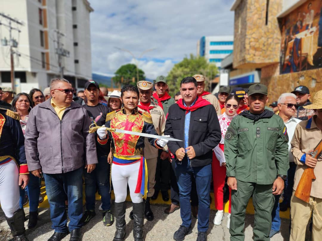 Diario Frontera, Frontera Digital,  Regionales, ,Unión cívico-militar celebró 211 años del paso de Bolívar por Mérida