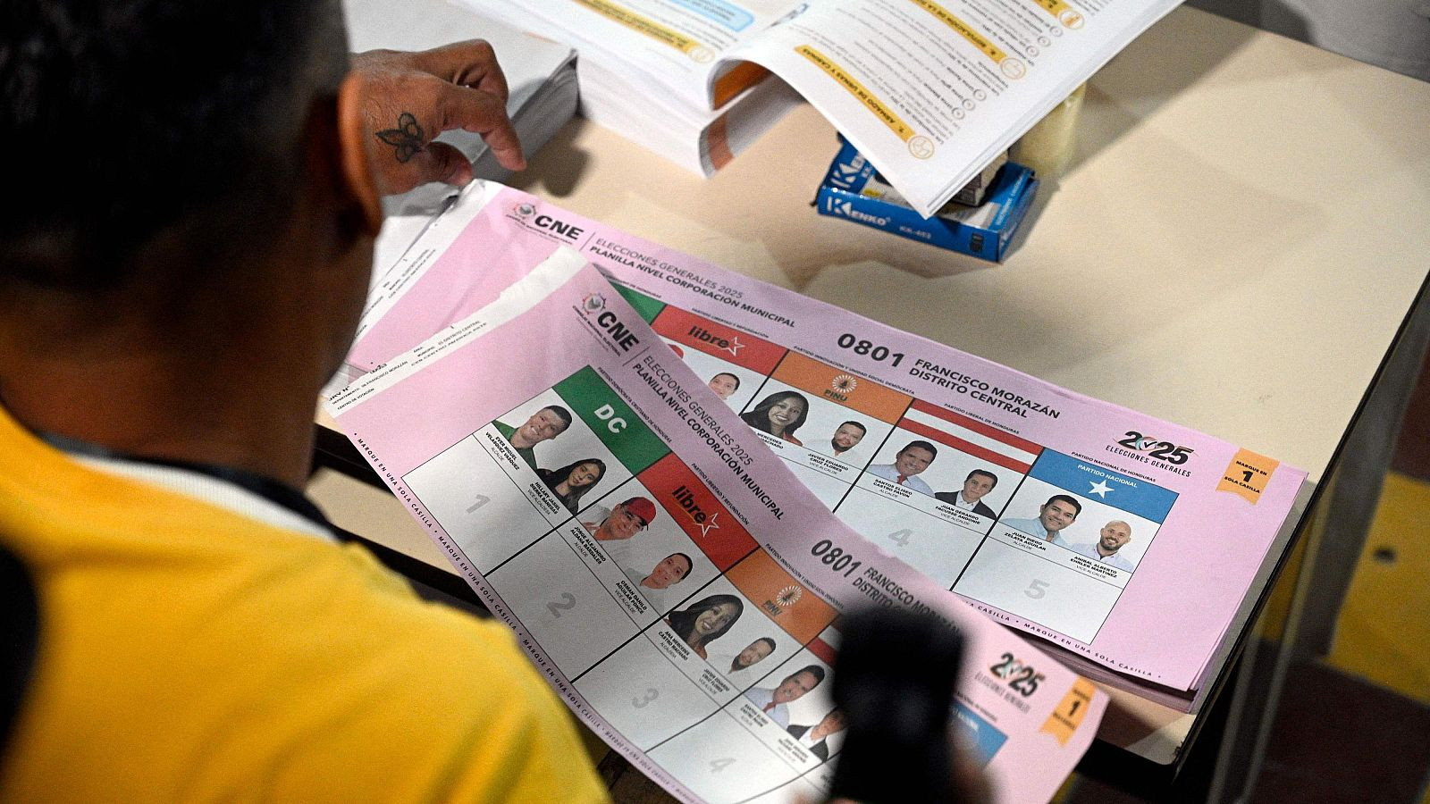 Diario Frontera, Frontera Digital,  Internacionales, ,Honduras: Nasralla conserva leve ventaja sobre Asfura; 
países de la región llaman a respetar la "voluntad popular"