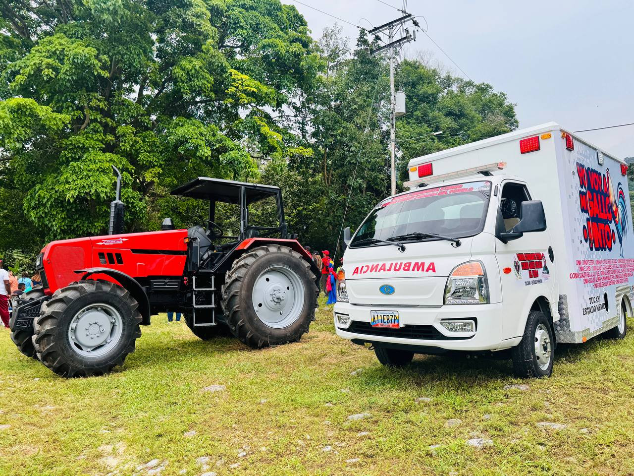 Diario Frontera, Frontera Digital,  El Vigía Panamericana, ,Gobernador Jehyson Guzmán entrega tractor y ambulancia a comuneros del municipio Caracciolo Parra