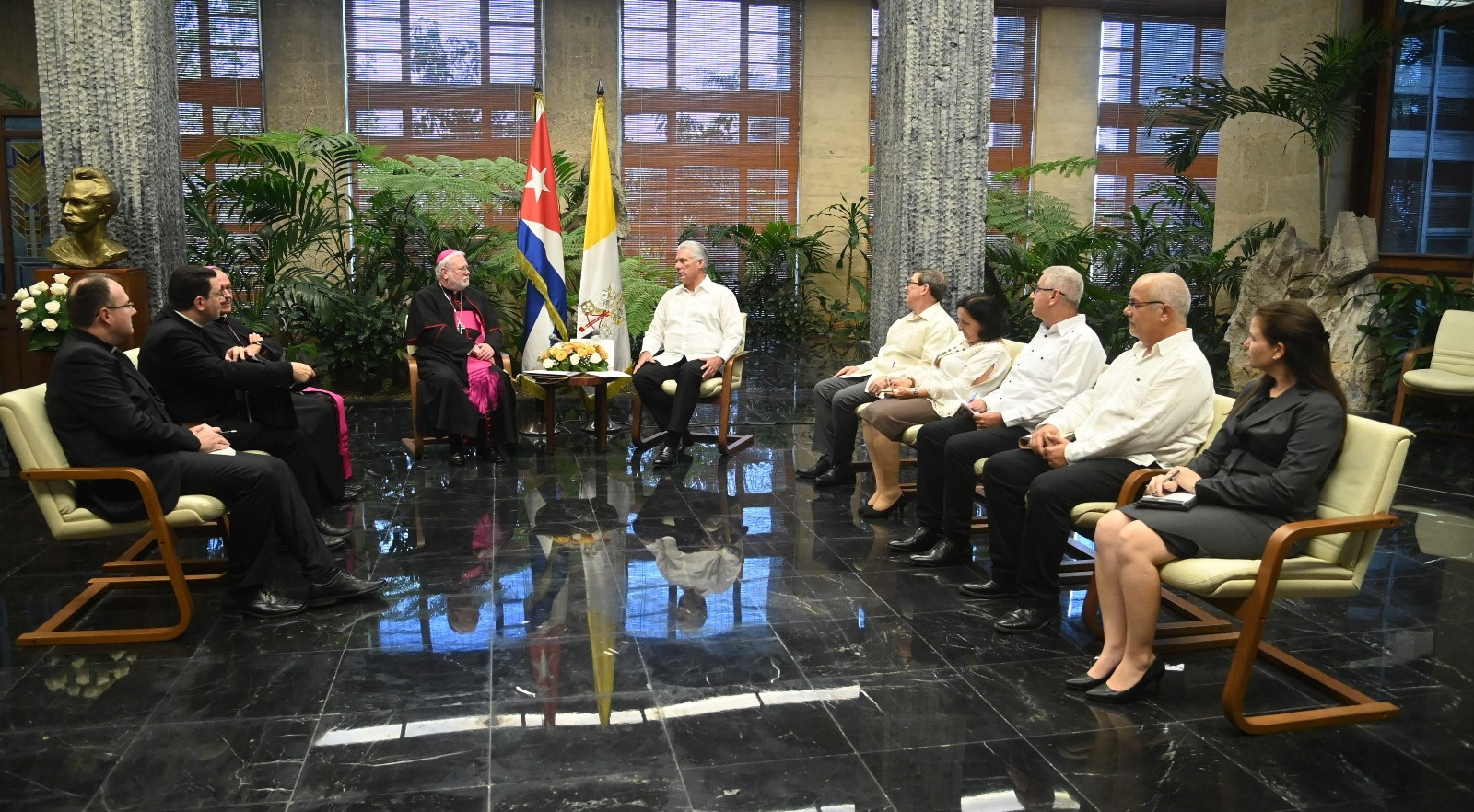 Diario Frontera, Frontera Digital,  Internacionales, ,Mons. Gallagher se reúne con Díaz-Canel durante su viaje a Cuba