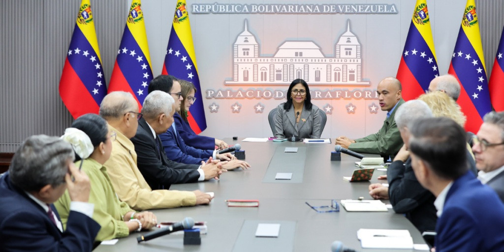 Diario Frontera, Frontera Digital,  Nacionales, ,Delcy Rodríguez se reúne con empresarios y sindicatos para discutir salarios y derechos laborales