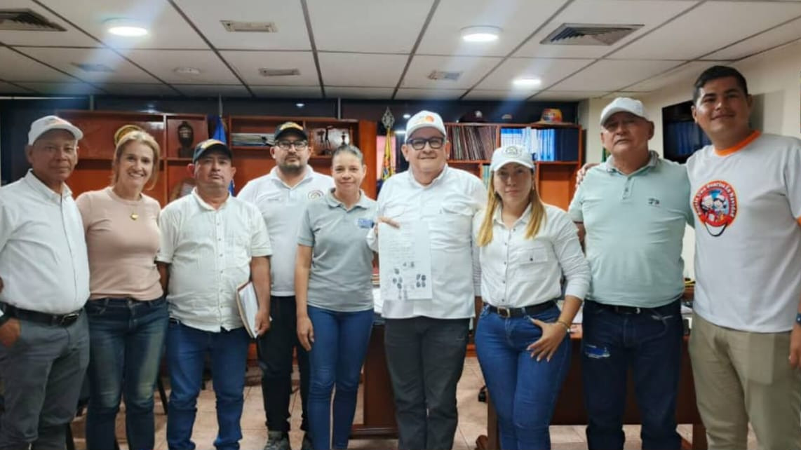 http://www.fronteradigital.com.ve/Se acerca el turno para la nueva directiva 2027 en el Concejo Municipal del municipio Alberto Adriani del estado Mérida