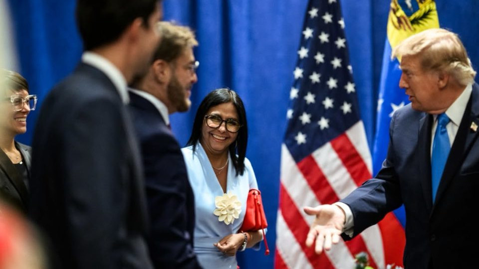 http://www.fronteradigital.com.ve/EEUU espera que Delcy Rodríguez deje vacante la presidencia venezolana en 2027