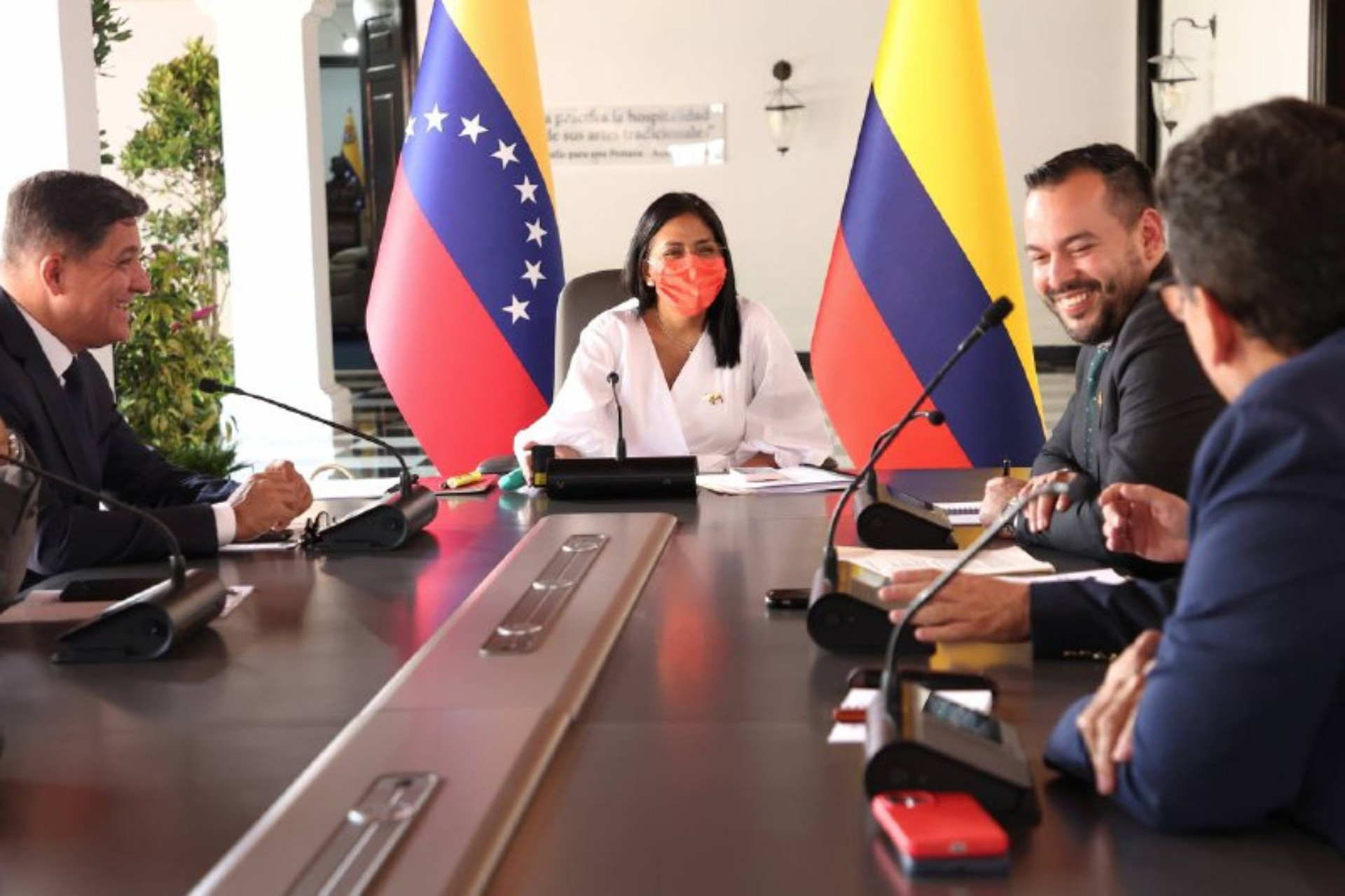 Diario Frontera, Frontera Digital,  Nacionales, ,Presidenta encargada Delcy Rodríguez acordó un encuentro binacional con Petro