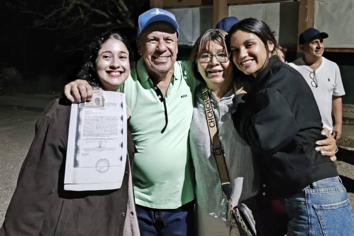 Diario Frontera, Frontera Digital,  Nacionales, ,Excarcelan de Yare III a dos presos políticos con nacionalidad española