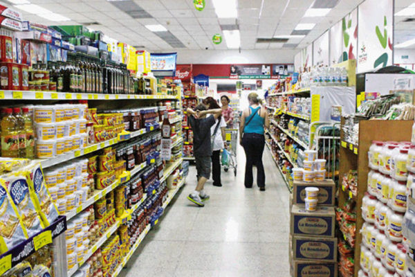 Diario Frontera, Frontera Digital,  Nacionales, ,Según los cálculos del ente, se requieren decenas de salarios mínimos mensuales para adquirir los 60 productos que componen la cesta básica.,Canasta Alimentaria Familiar de marzo se situó en 692,32 dólares, según el Cendas-FVM