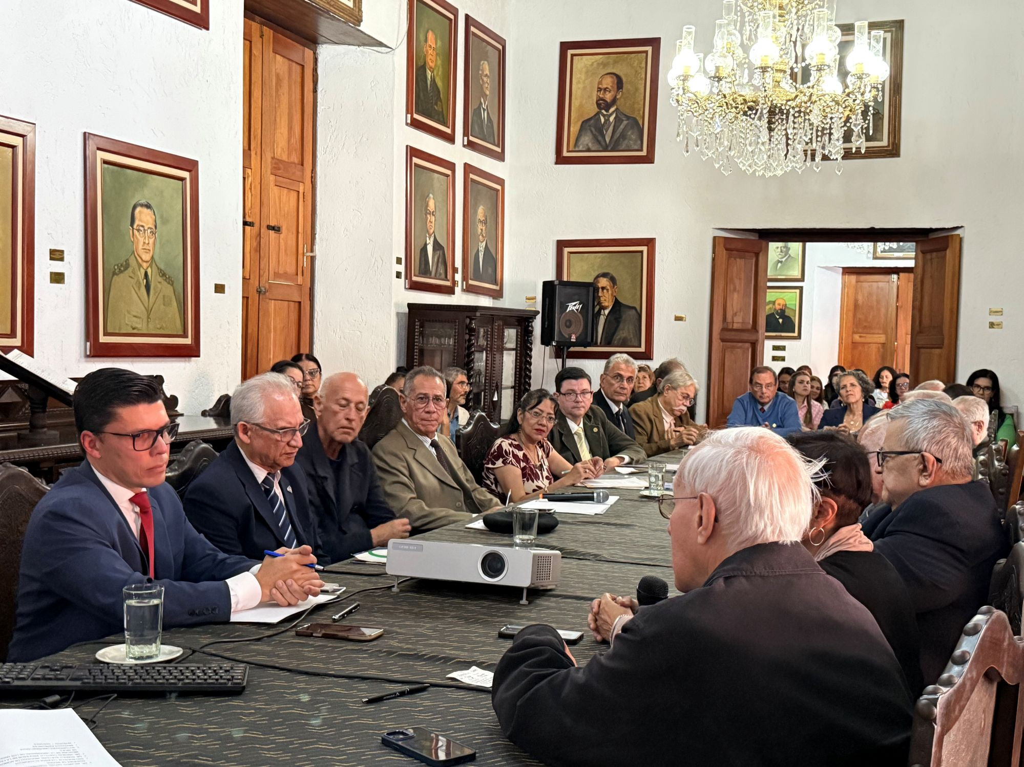 Diario Frontera, Frontera Digital,  Salud, Regionales, ,Dr. Virgilio Castillo Blanco destacó que “la cirugía Bariátrica no es una solución mágica, sino parte de un tratamiento integral para una enfermedad crónica”,Dr. Virgilio Castillo Blanco: La obesidad es la verdadera pandemia global