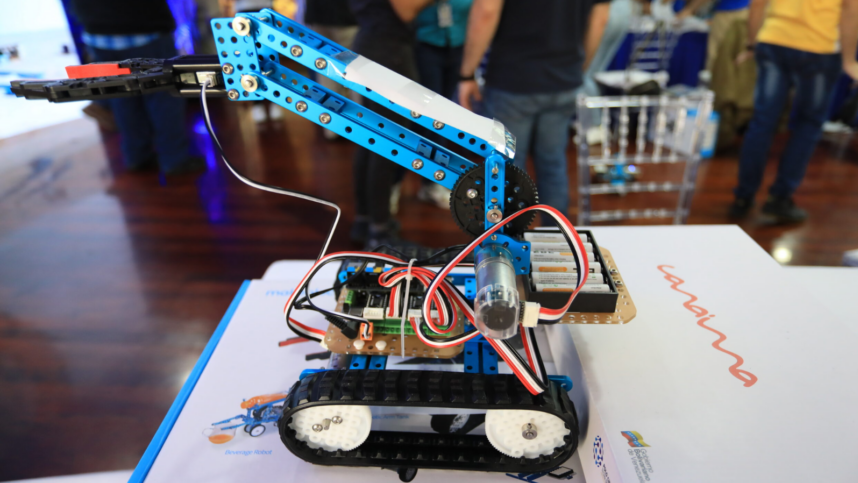 http://www.fronteradigital.com.ve/Ministerio de Ciencia y Tecnología extendió inscripciones para participar en las Olimpiadas de Robótica Creativa 2026
