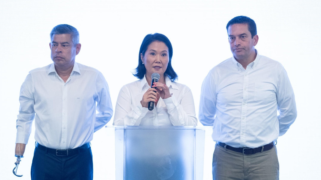 http://www.fronteradigital.com.ve/Keiko Fujimori encabeza los sondeos a boca de urna de la elección presidencial en Perú