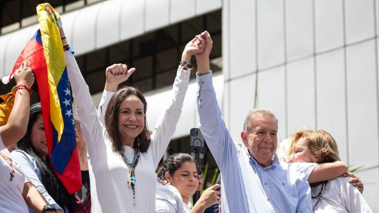 http://www.fronteradigital.com.ve/Machado y González Urrutia no participarán en conversaciones entre el gobierno y AN2015