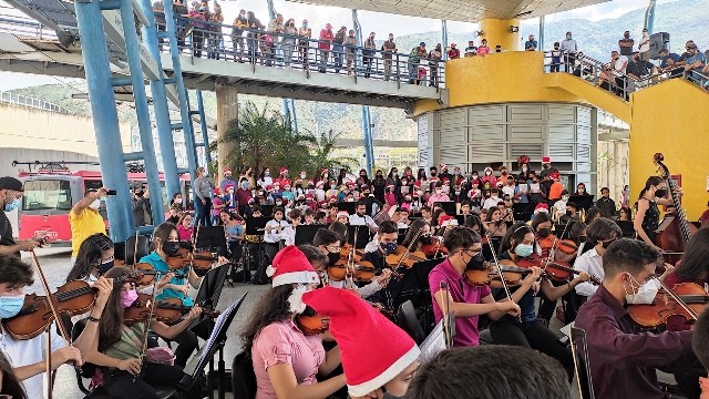 Diario Frontera, Frontera Digital,  NAVIDAD SINFÓNICA, TROMERCA, Entretenimiento, ,Una Navidad Sinfónica ofreció El Sistema Mérida en espacios del Trolebús