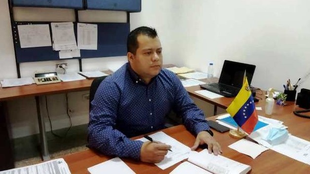 https://www.fronteradigital.com.ve/Gobernador Jehyson Guzmán pagó bonificaciones al personal del sector salud