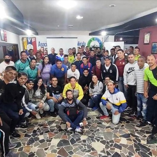 Diario Frontera, Frontera Digital,  TALLER ASOFÚTBOL MÉRIDA, Deportes, ,Ramón “Gato” Hernández dictó su Taller
para formadores del Fútbol Base