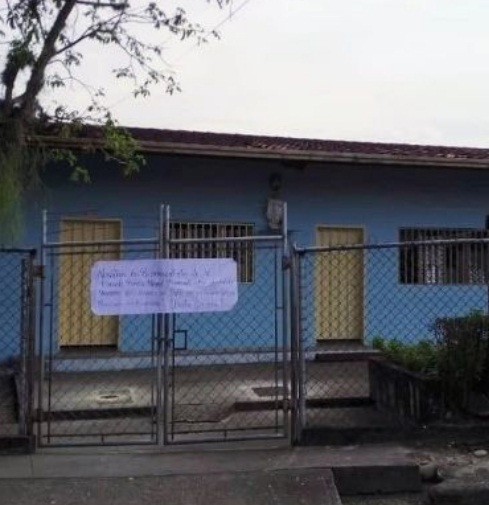 Diario Frontera, Frontera Digital,  nuevas bolivia, protesta, El Vigía Panamericana, ,PADRES Y REPRESENTANTES COLOCARON CANDADO 
A ESCUELA EN APOYO A LOS DOCENTES EN NUEVA BOLIVIA