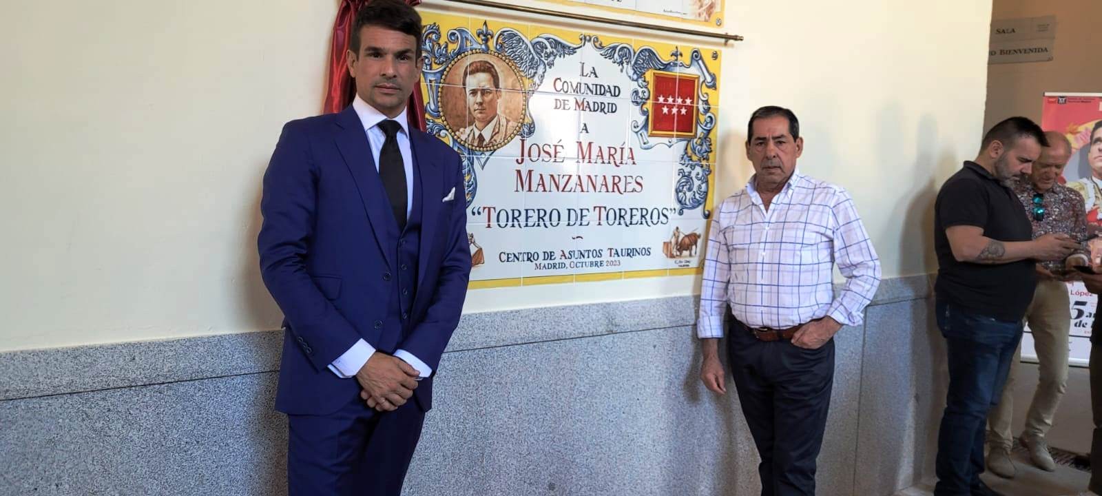 Diario Frontera, Frontera Digital,  maestro José María Manzanares, MADRID, PLAZA DE LAS VENTAS, MADRID, Entretenimiento, ,El maestro José María Manzanares 
ya tiene un azulejo en la plaza de toros de Las Ventas