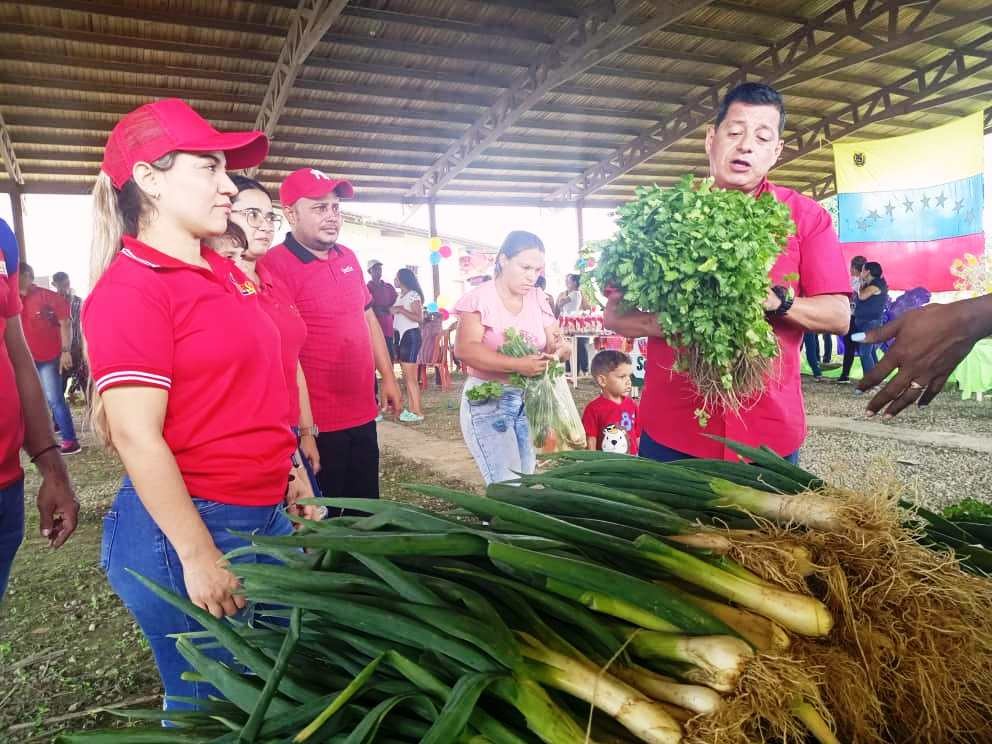 Diario Frontera, Frontera Digital,  MUNICIPIO ALBERTO ADRIANI, EL VIGIA, Feria del Campo Soberano, El Vigía Panamericana, ,Feria del Campo Soberano atendió 
a 2 mil 219 familias en Alberto Adriani