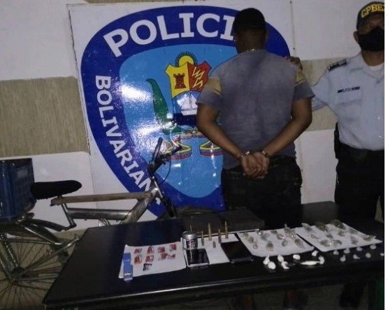 Diario Frontera, Frontera Digital,  DROGAS, EL CHIVO, Sucesos, ,POLICÍA INCAUTÓ A VENDEDOR AMBULANTE
DE LECHE 40 ENVOLTORIOS DE DROGAS EN EL CHIVO