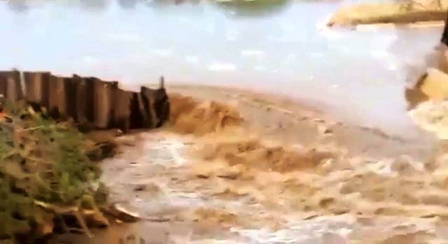 Diario Frontera, Frontera Digital,  Productores, boquete en río Zulia, SUR DEL LAGO, MARACAIBO, El Vigía Panamericana, ,Productores proponen crear pool de ingenieros hidráulicos 
para atender boquete en río Zulia