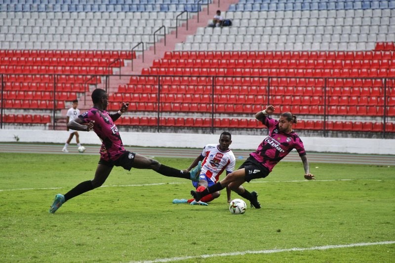 Diario Frontera, Frontera Digital,  ESTUDIANTES DE MÉRIDA, METROPOLITANOS, Deportes, ,Estudiantes cayó en casa en las postrimerías del partido
