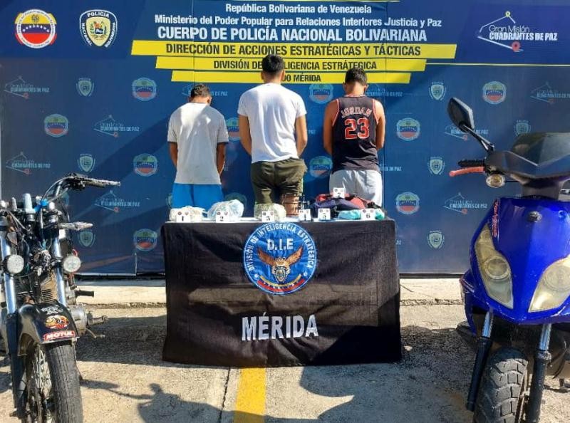 Diario Frontera, Frontera Digital,  PNB, DETENIDOS CON COCAINA, Sucesos, ,PNB detuvo a tres jóvenes con cocaína en El Vigía