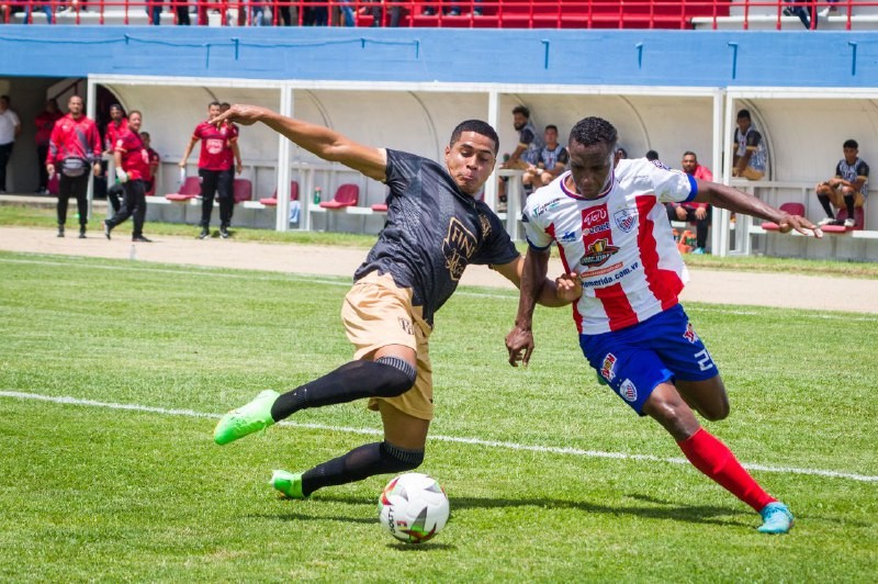 Diario Frontera, Frontera Digital,  DERROTADO ESTUDIANTES DE MÉRIDA, Deportes, ,Estudiantes cayó en el Guillermo Soto Rosa en el clásico añejo
