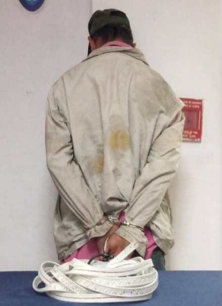 Diario Frontera, Frontera Digital,  HURTO DE CABLES, PLAZA TRES MÉRIDA, Sucesos, ,Polimérida capturó a hombre 
por hurtar cable de la plaza de Las Tres Mérida