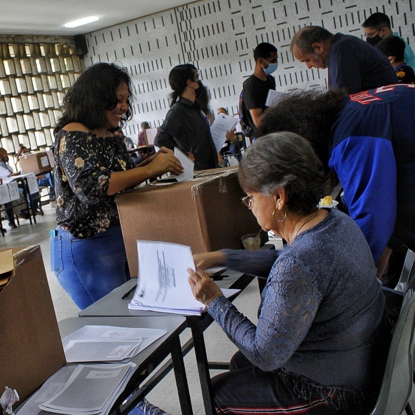 Diario Frontera, Frontera Digital,  ELECCIONES UCV, Nacionales, ,La UCV votó y revalidará participación en segunda vuelta