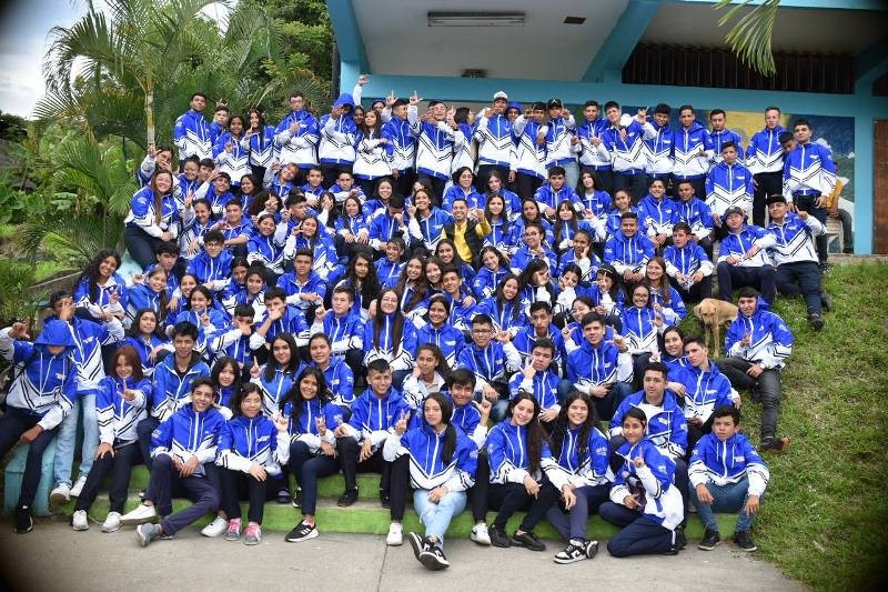 Diario Frontera, Frontera Digital,  Alcalde Jesús Araque, Regionales, ,Alcalde Jesús Araque compartió con sus ahijados del “Andrés Eloy Blanco”