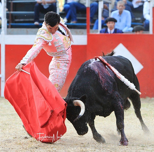Diario Frontera, Frontera Digital,  FERIA DE LA GRITA, TOROS, VANEGAS, Entretenimiento, ,Los Vanegas a hombros en La Grita, 
sumando un nuevo matador a la familia