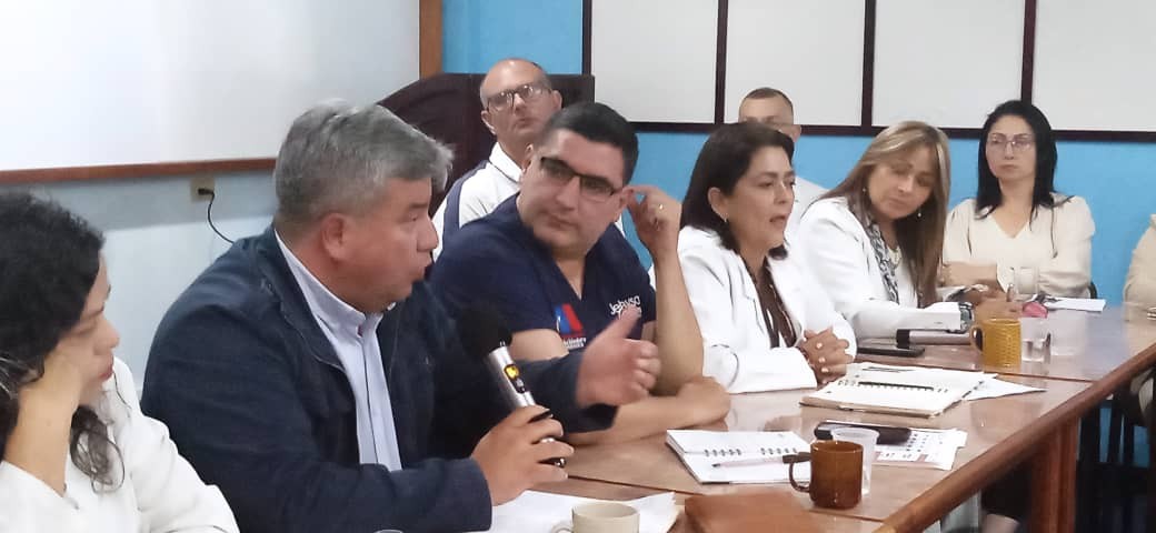 Diario Frontera, Frontera Digital,  Jehyson Guzmán, IAHULA, Salud, ,Jehyson Guzmán y gremio médico evalúan avances logrados en el Iahula