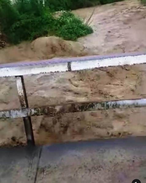 Diario Frontera, Frontera Digital,  FUERTES LLUVIAS, EJE PANAMERICANO, El Vigía Panamericana, ,Fuertes lluvias generaron crecidas de ríos 
en el eje Panamericano del estado Mérida