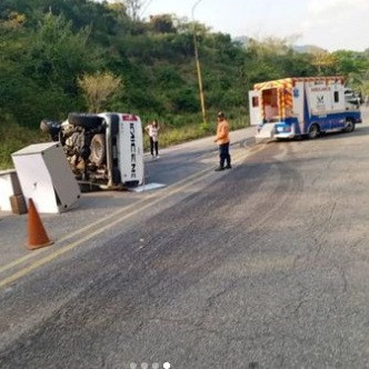 Diario Frontera, Frontera Digital,  Sucesos, ,Tras colisión entre dos vehículos resultó dos heridos en los túneles que comunica a Mérida con El Vigía
