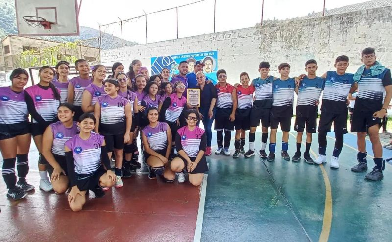 Diario Frontera, Frontera Digital,  Deportes, ,Zedeños, tovareños y maracaiberos celebraron a lo grande 
el encuentro deportivo intercategorias de Voleibol