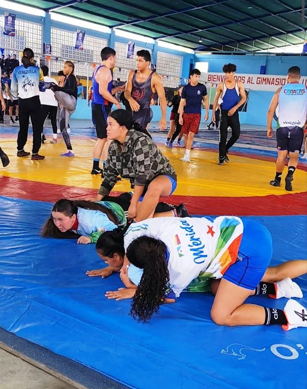 Diario Frontera, Frontera Digital,  Deportes, ,Atletas de lucha efectuaron primer entrenamiento en Sucre de cara a su debut