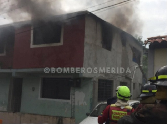 Diario Frontera, Frontera Digital,  Sucesos, ,Cuerpos de Bombero sofocó un incendio de estructura en Ejido